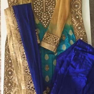 Salwar kameez